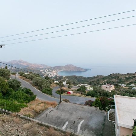 Вілла Irini'S Sea View House Sellia  Екстер'єр фото