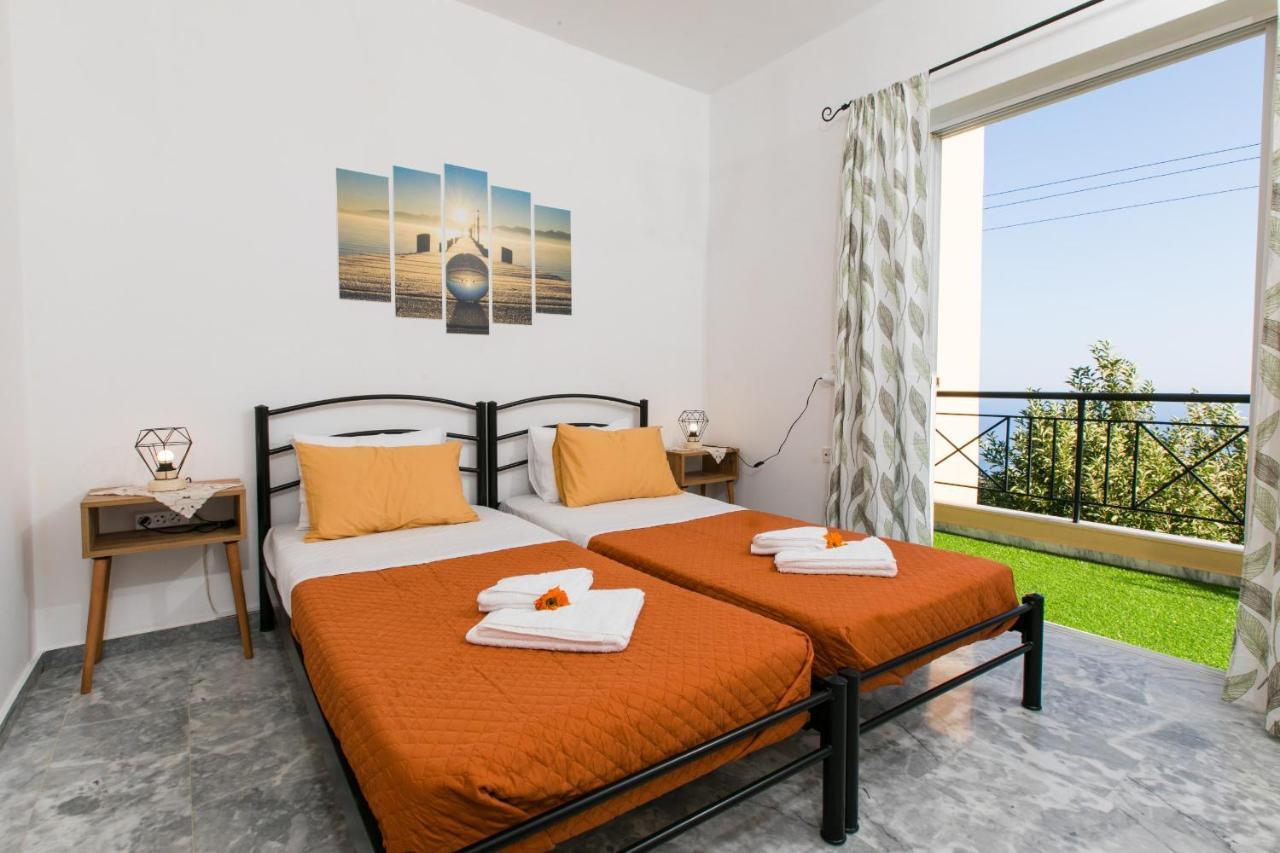 Вілла Irini'S Sea View House Sellia  Екстер'єр фото